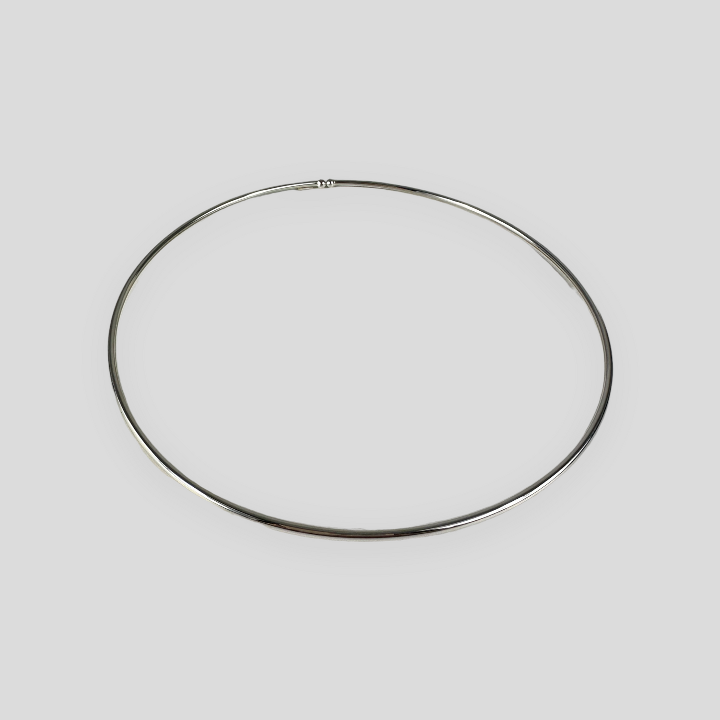 Collana girocollo rigida in argento 925, disponibile in 3 colorazioni