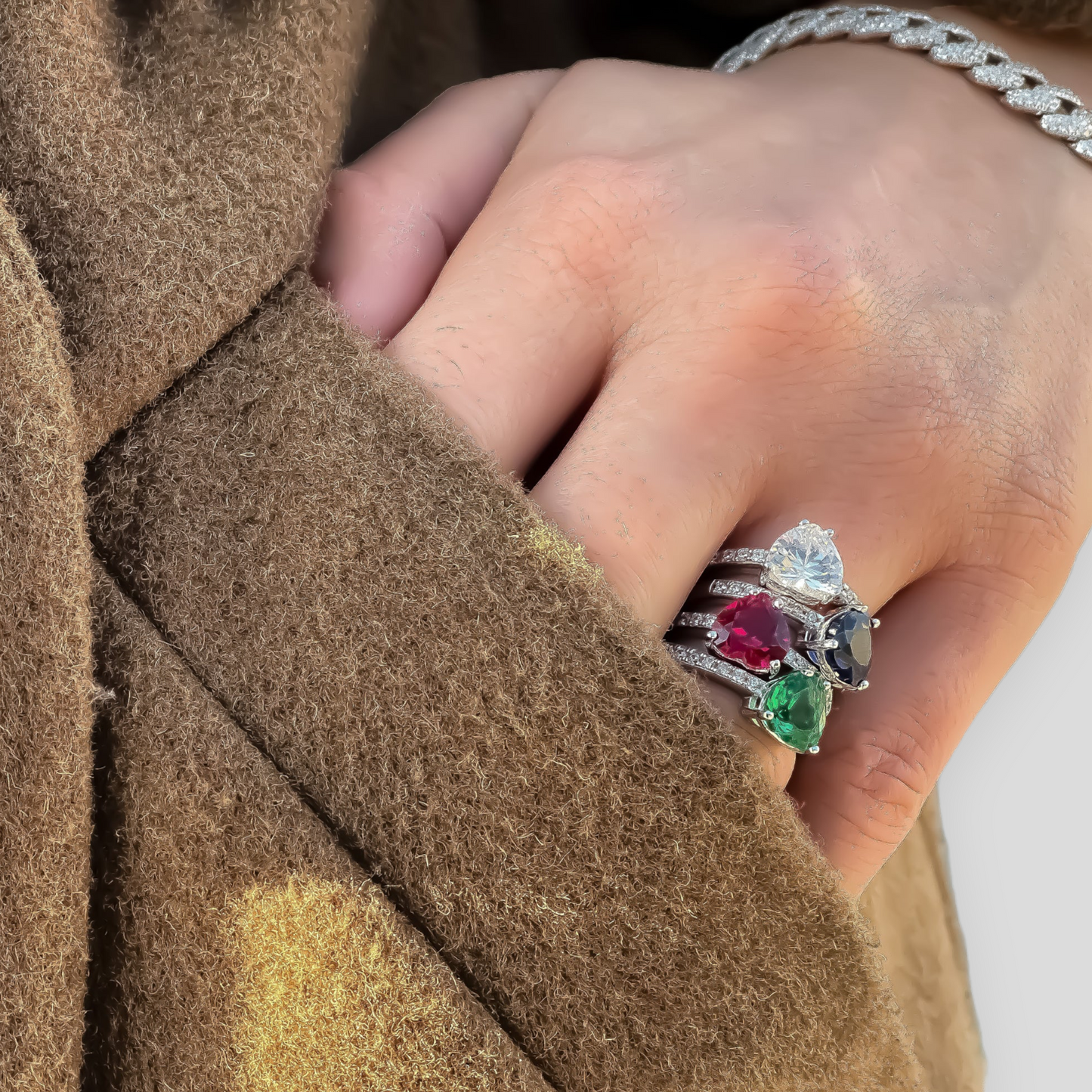 Anello Solitario in Argento 925 con Zircone a Cuore Trasparente/Smeraldo/Zaffiro/Rubino e Fede Zirconata