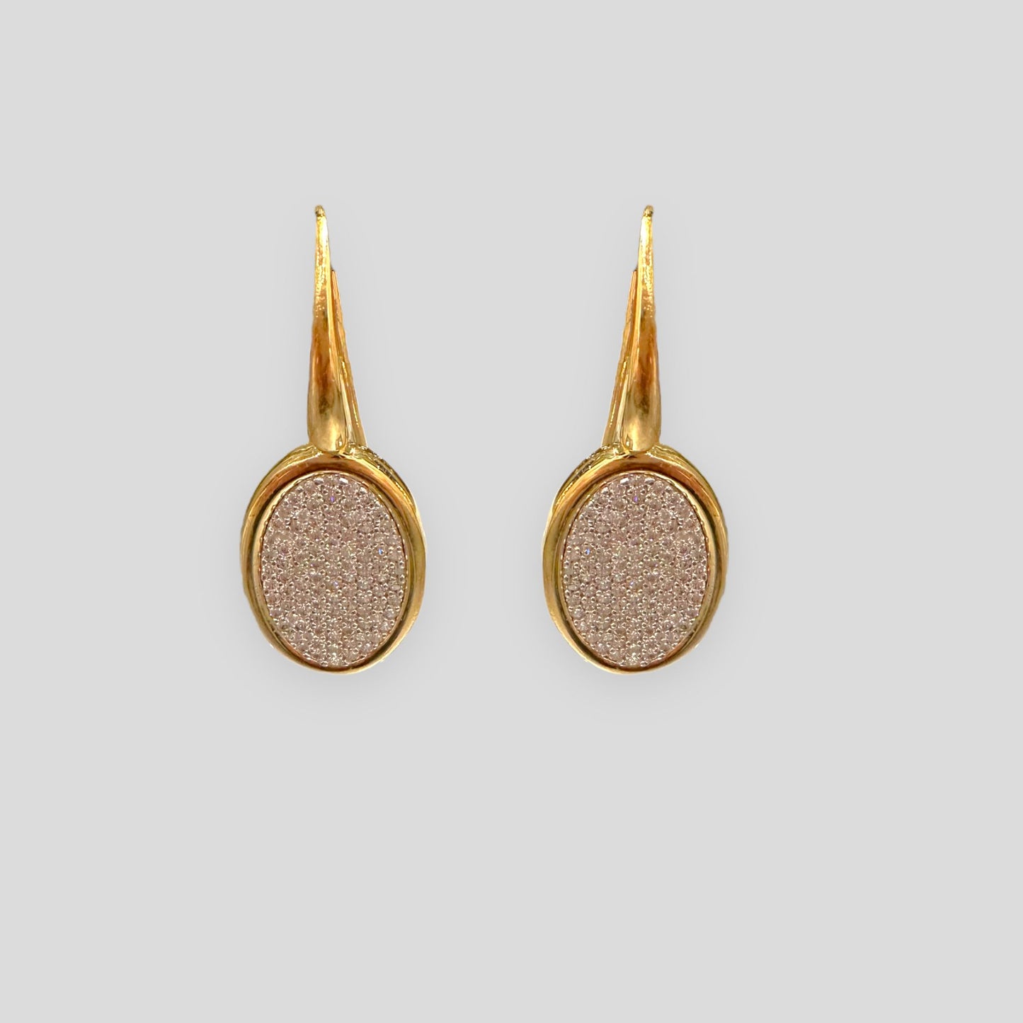 Orecchini ovali in argento 925 placcato oro giallo 18kt con pavè di zirconi