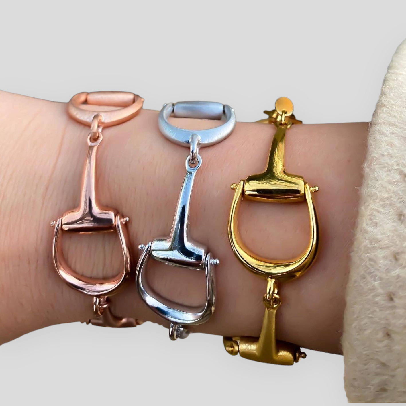 Bracciale Horsebit/Morso in Argento 925: Aggiungi un tocco di Eleganza al Tuo Look!