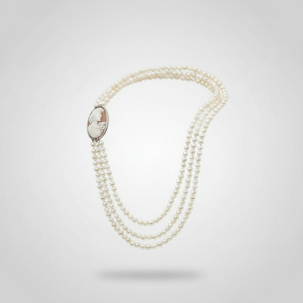 Collana lunga in Perle Naturali e Cammeo Naturale lavorato a mano
