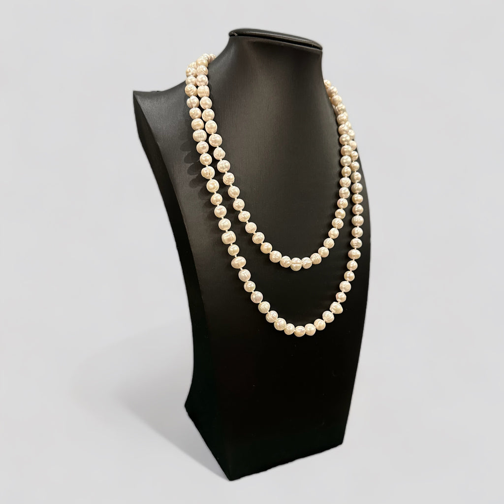 Collana perle d’acqua dolce lunga cm 160 infilata a nodi