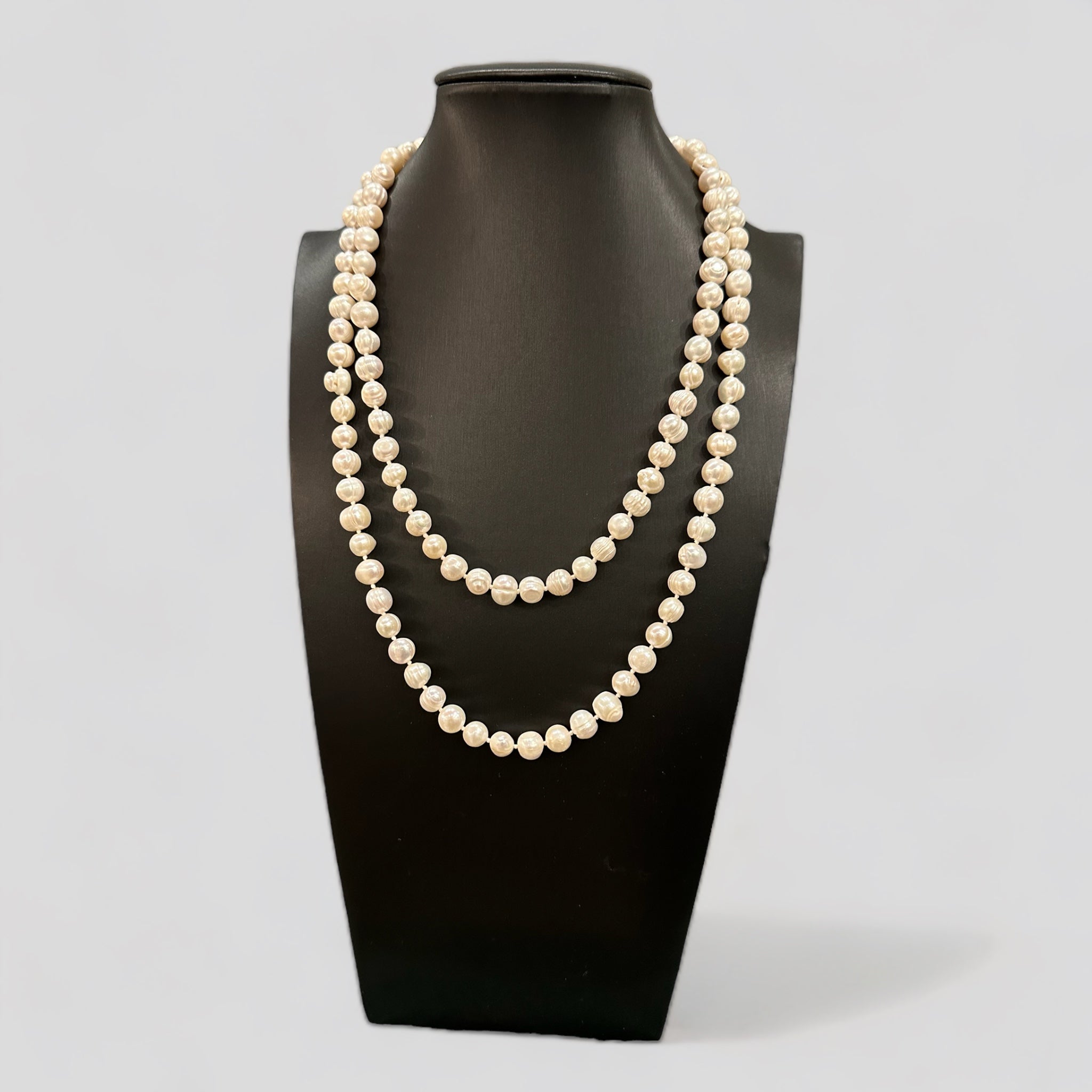 Collana perle d’acqua dolce lunga cm 160 infilata a nodi