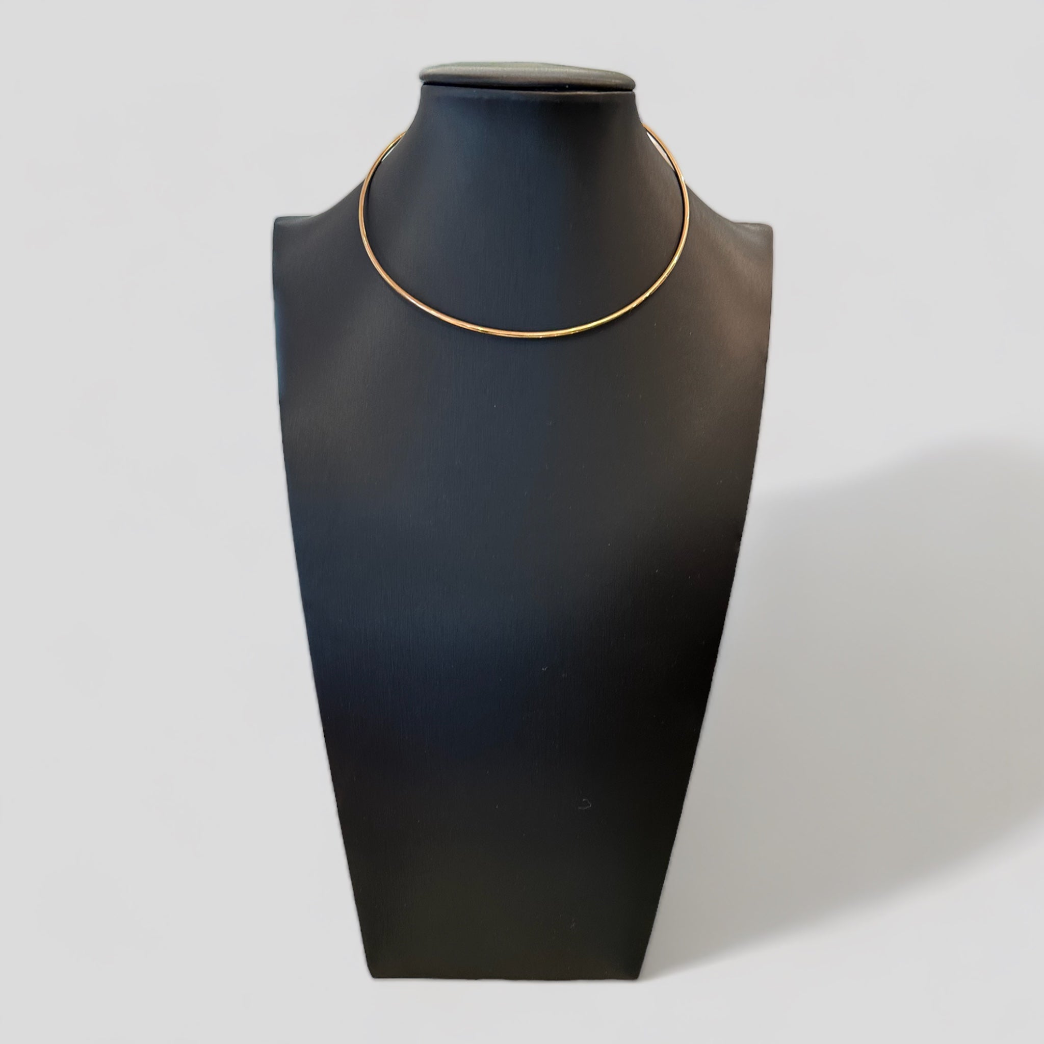 Collana girocollo rigida in argento 925, disponibile in 3 colorazioni