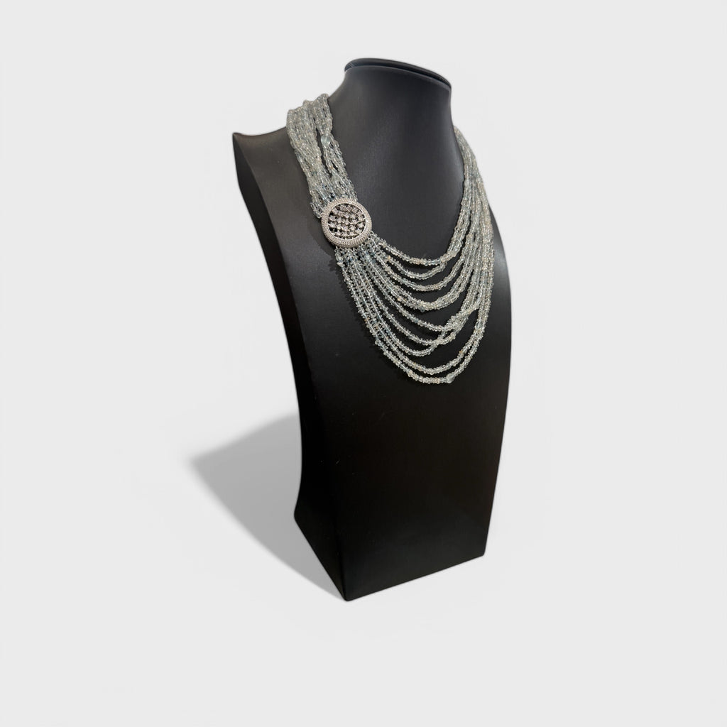 Collana in Acquamarina naturale con chiusura di punti luce realizzata a mano pezzo unico