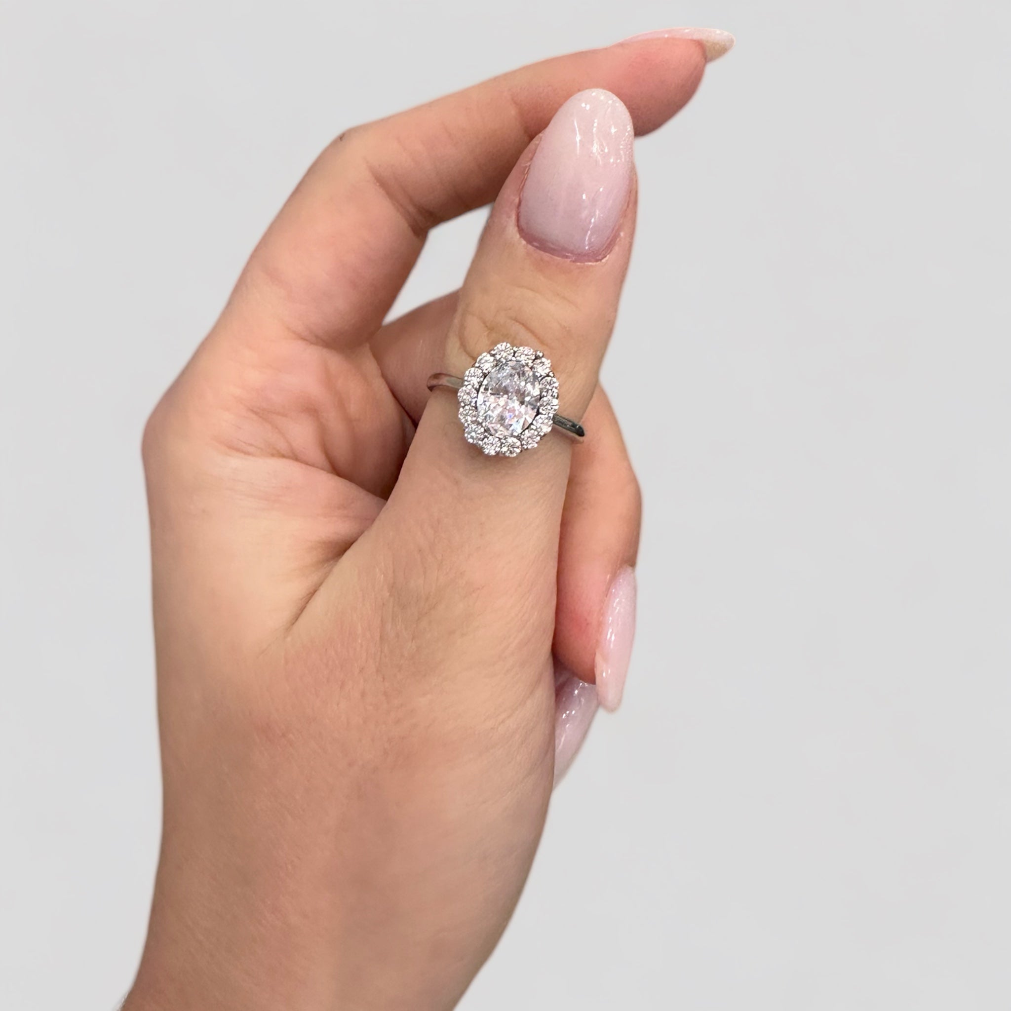 Anello a Fiore con punti luce in zirconi in Argento 925% regolabile