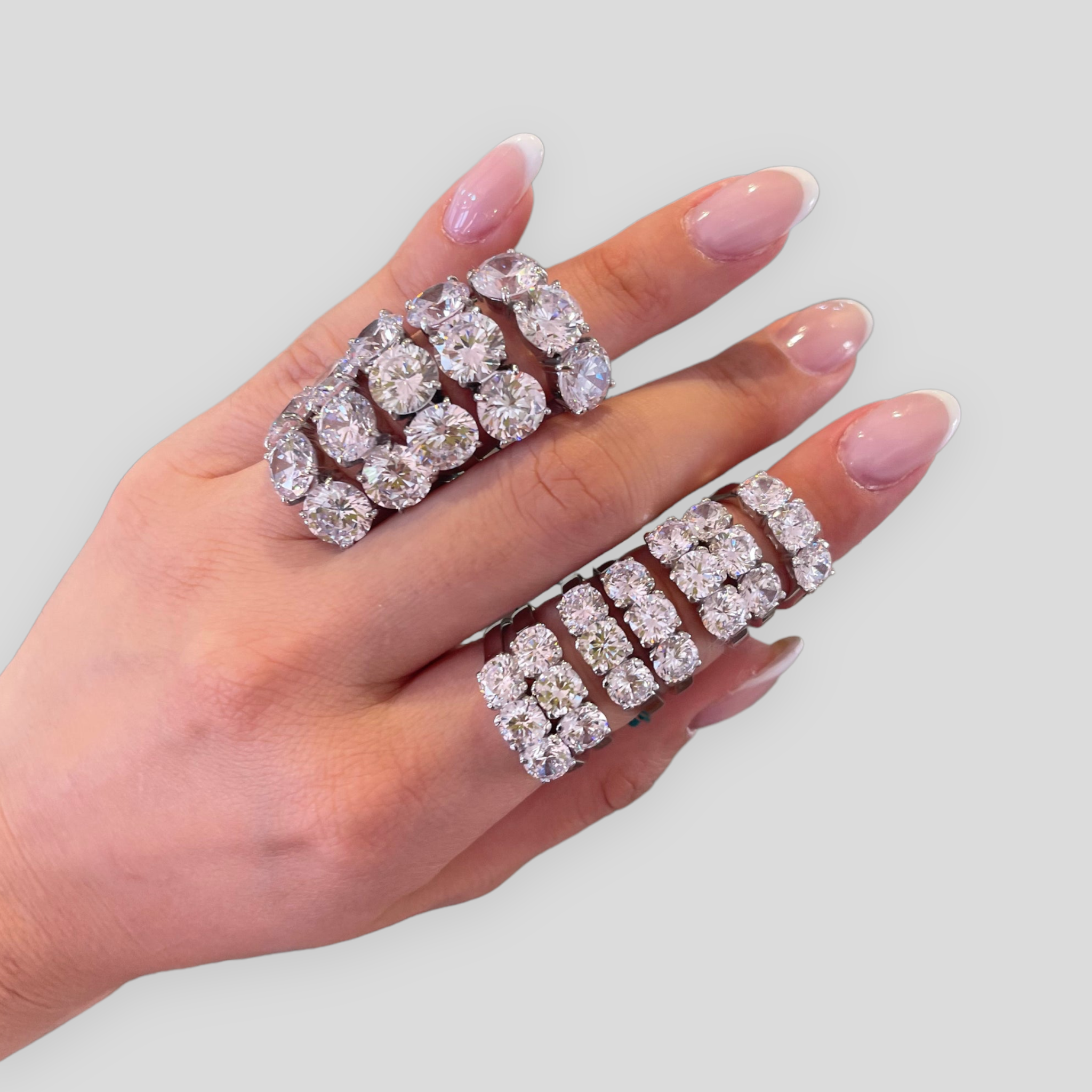 Anello Trilogy con Zirconi Taglio Brillante in Argento 925