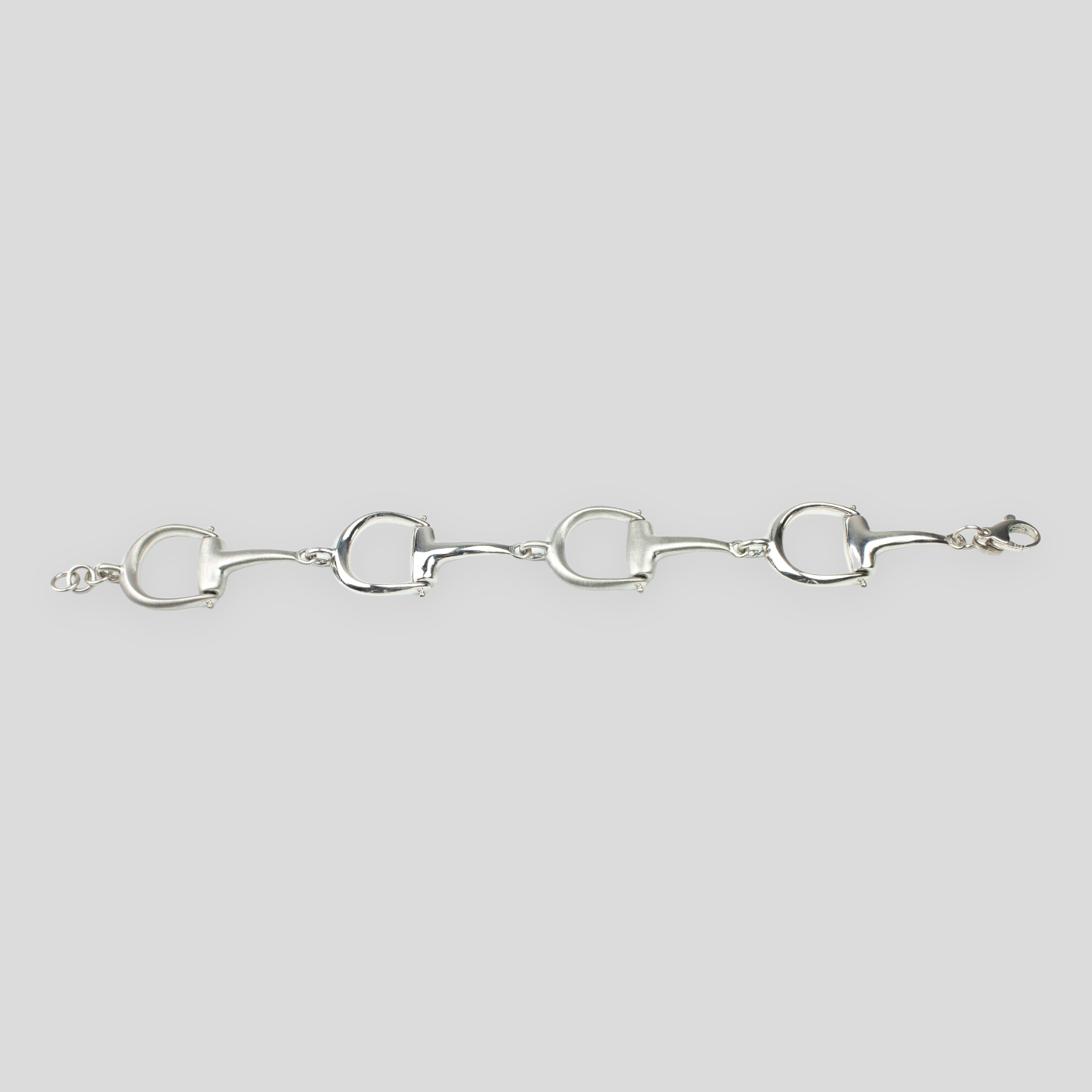 Bracciale Horsebit/Morso in Argento 925: Aggiungi un tocco di Eleganza al Tuo Look!
