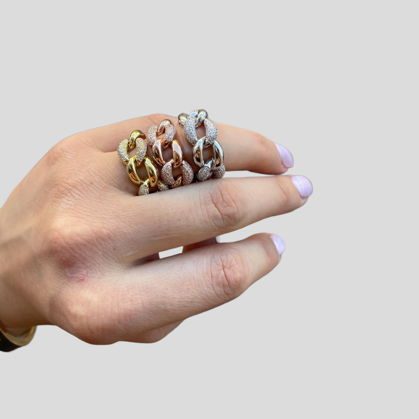 Anello a 2025 catena morbido